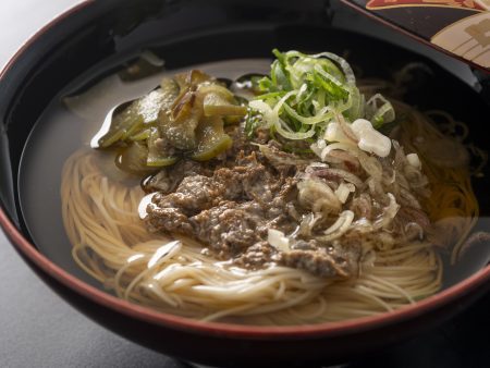 【椀物】ツガニの「こごり」のふわふわとした食感をじっくりとご堪能いただける秋の夜長にぴったりのお素麺。