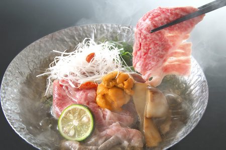 黒毛和牛と松茸の肉吸い 雲丹添え