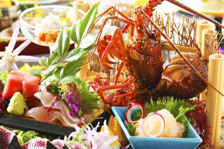 皿鉢料理「伊勢海老姿造り」